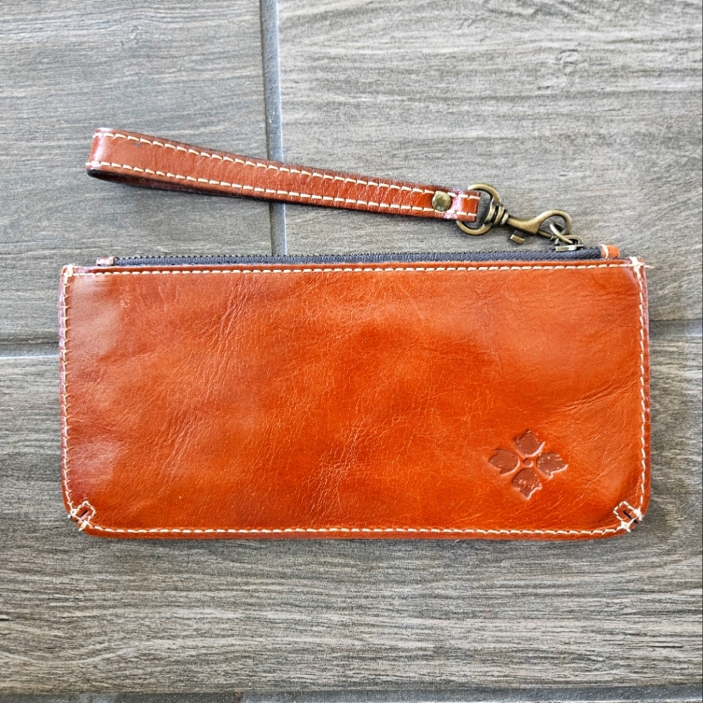 Patricia Nash Oversized Wristlet Wallet